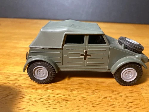 VTG Dinky toys Volkswagen KDF Ambulance No. 181