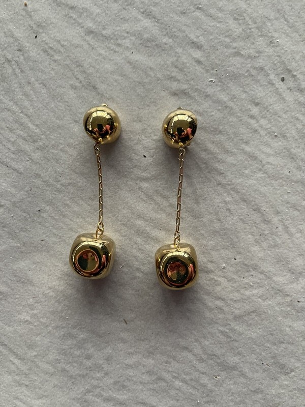 New Beautiful Vtg. Givenchy Gold Dangle/Drop Chain Ball Clip Earrings/Glamorous