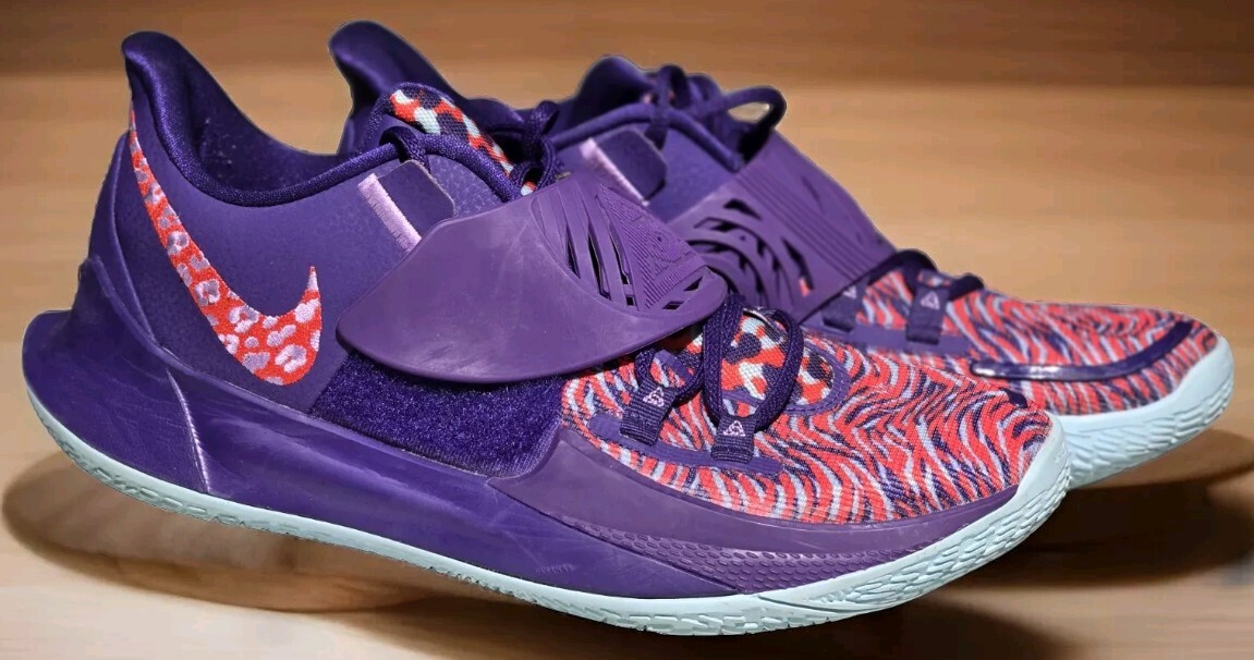 Nike Kyrie Low 3 Men Basketball Shoes Sneakers Orchid CJ1286-500