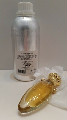 N'AIMEZ QUE MOI by Caron 0.67 oz / 20 ml Pure Perfume Refillable Purse Spray New