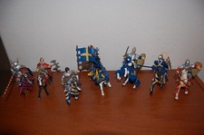7 PAPO Medieval Horse Mounted Knights in armor with shields, weapon, flag etc.