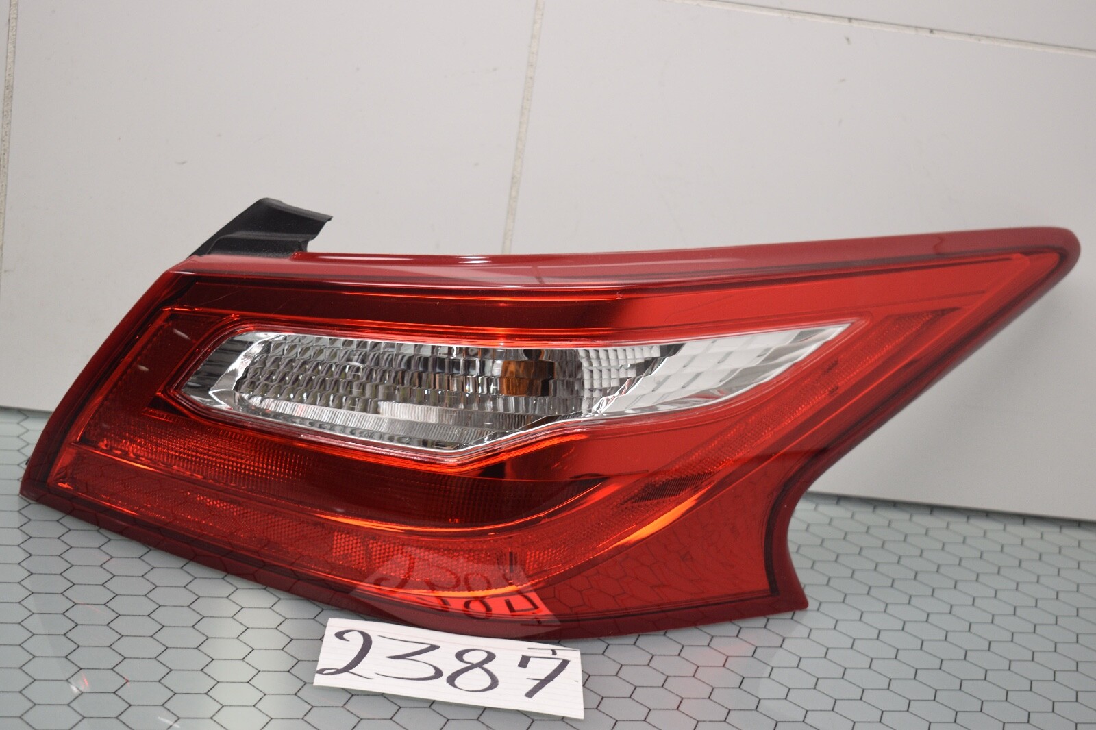 16 17 18 Nissan Altima PASSENGER Side Tail Light Used Rear Lamp #2387-T