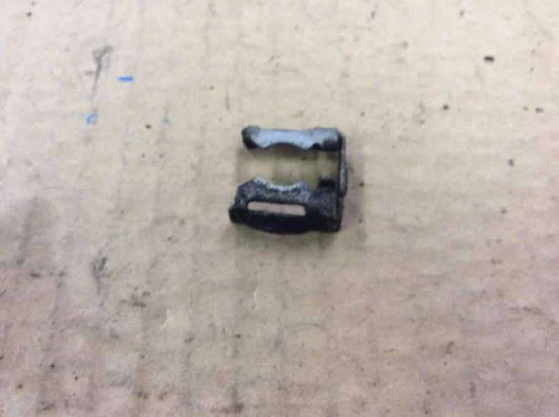 燃料注入器固定夹 适用于 92 93 94 95 MERCEDES BENZ 400E 400SE 400SEL E420 — 第 3/4 张图片