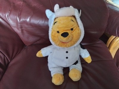 Simba Toys Stofftier Kuscheltier Disney Winnie the Pooh in Kuh Kostüm 30 cm Top