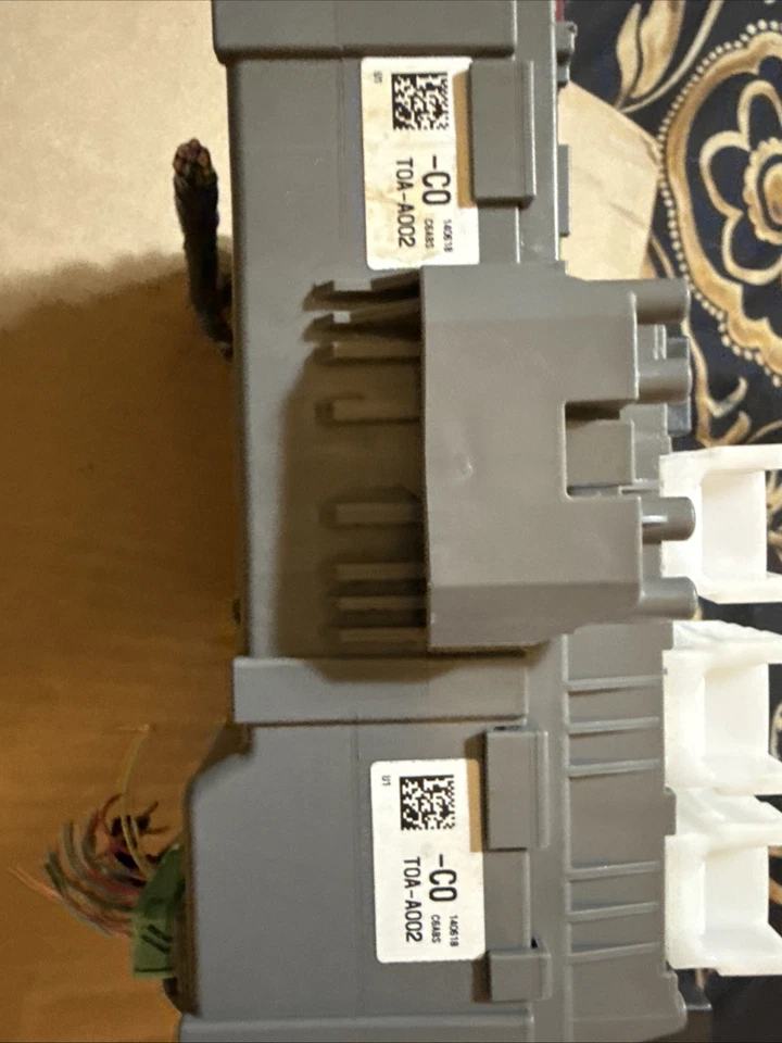 Реле коробки предохранителей салона 11-16 Honda CR-V CRV T0A-A002 OEM - Изображение 3 из 4