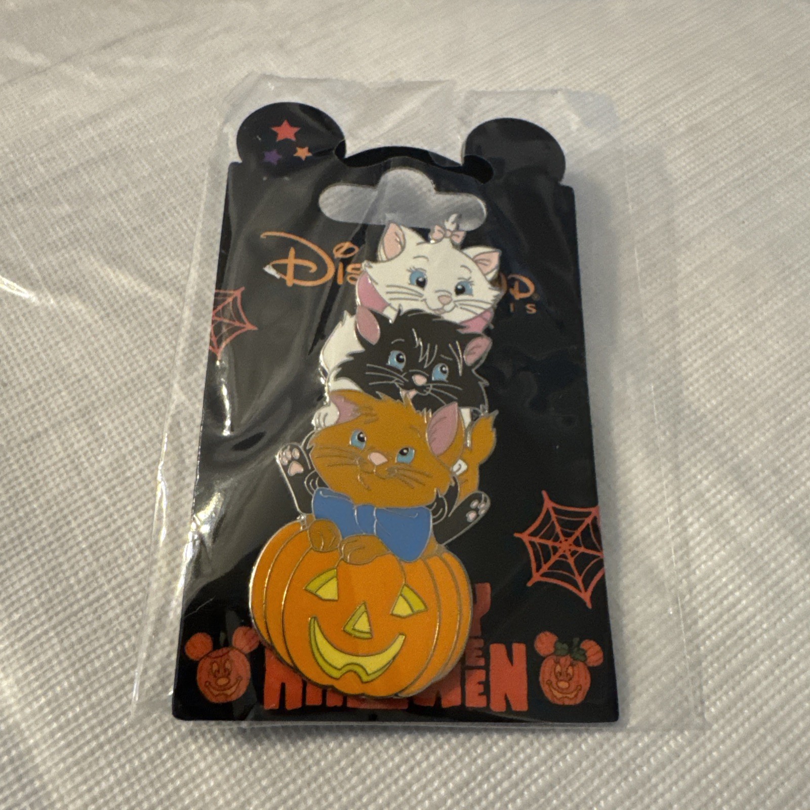 Marie Berlioz Toulouse on Pumpkin Halloween Disney Land Paris Dlp Dlrp 2021 Pin