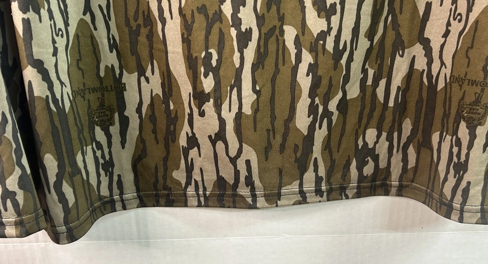 WFS World Famous Sports Camo Shirt Men’s Button Hunting Fishing Woods Hiking 2X - Image 3 of 4