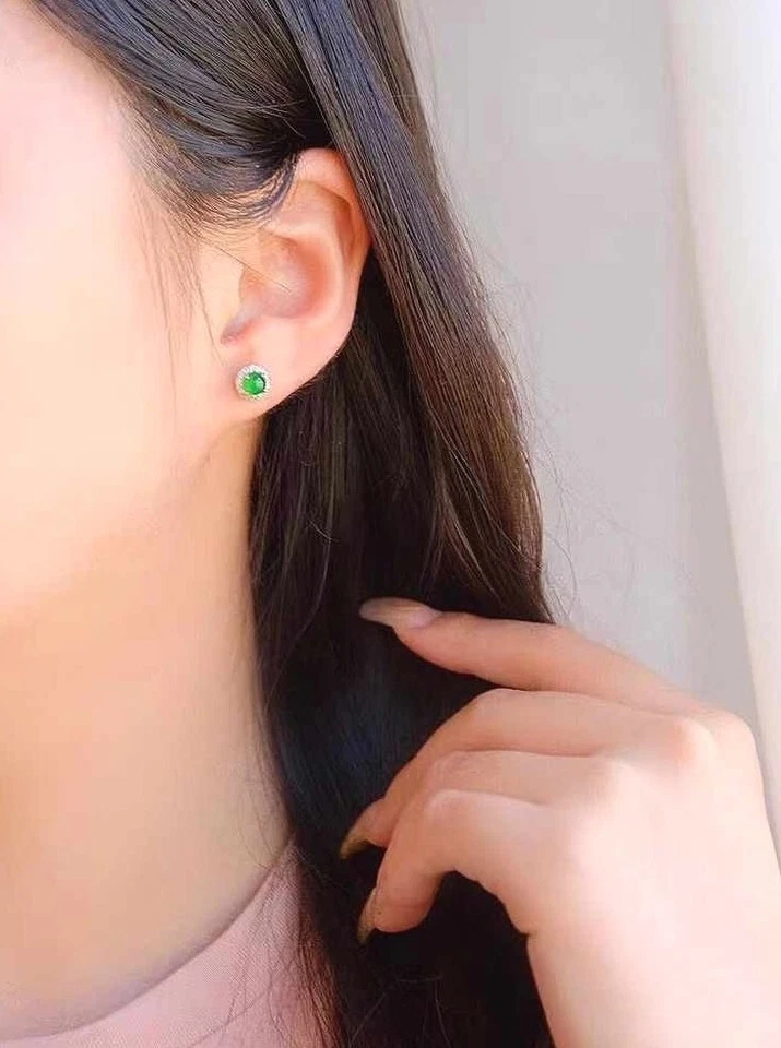 18K White Gold Natural Top Green Type A Jadeite Jade Diamond Earrings — 第 3/4 张图片