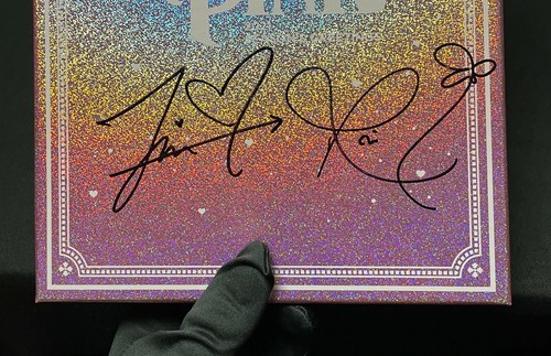 BLACKPINK autographed "2021 SEASON'S GREETINGS" signed DVD - Picture 16 of 24