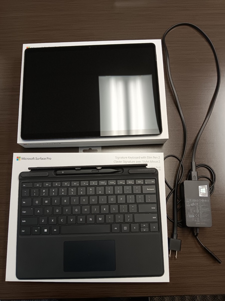 Microsoft Surface Pro 8 - 8gb Go RAM - 256gb Go Graph. w/ Sig