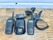 Motorola TRBO AAH55QDH9LA1AN XPR6550 UHF w/ Charger G671