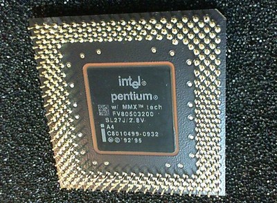 INTEL Pentium w/ MMX 200 FV80503200 SL060 SL27J Sockel 7 ... retro