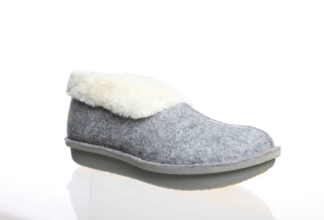 clarks womens slippers size 9