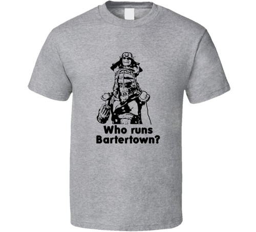 T-shirt Who Runs Bartertown Master Blaster Thunderdome Mad Max tylko dla fanów - Zdjęcie 1 z 1