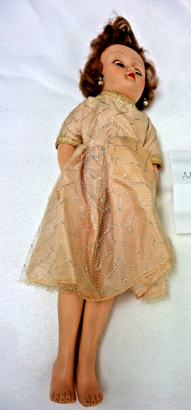 VINTAGE  ADANTA 1958  DOLL "A" SLEEPY EYES 14'' DRESS EARRINGS