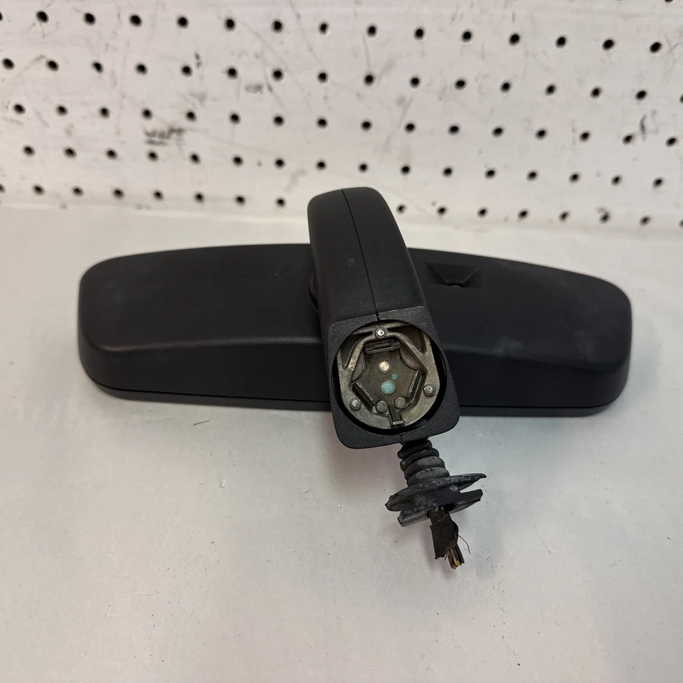 1999 BMW E39 528I Rear View Mirror OEM 015313 - Image 2 of 4