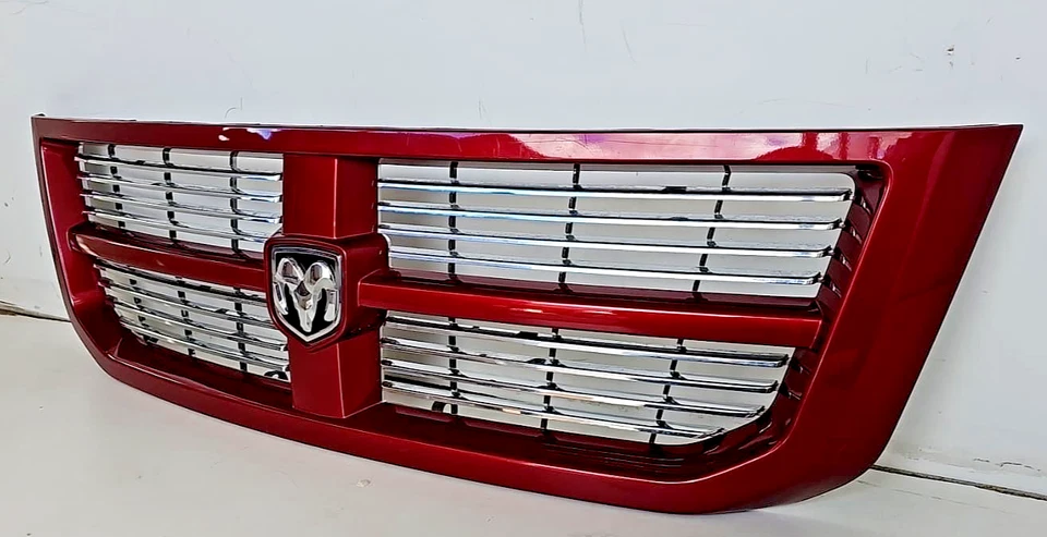 2008-2011 Dodge Ram Dakota Front Radiator Grille Red Trim 55112506 OEM Foto 4 de 4