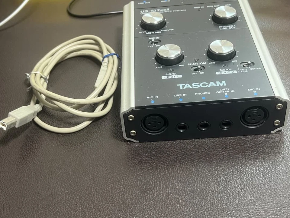 TASCAM US-122MKII USB2.0 Audio / MIDI Interface TEAC 2IN/2OUT 24bit/96kHz - Image 2 of 4