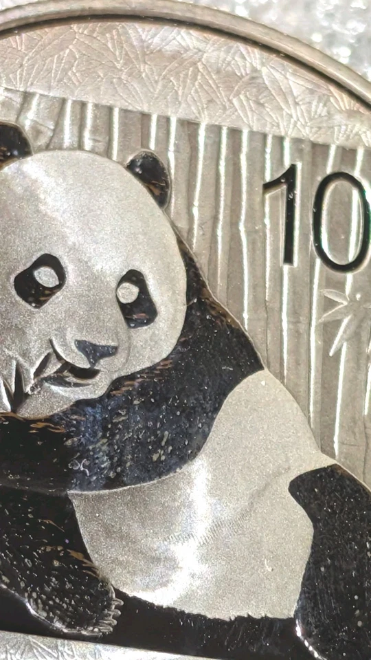 Moneda de plata fina Chinese Panda 2015 1 oz troy 31,1 gm .999 prueba Foto 3 de 4