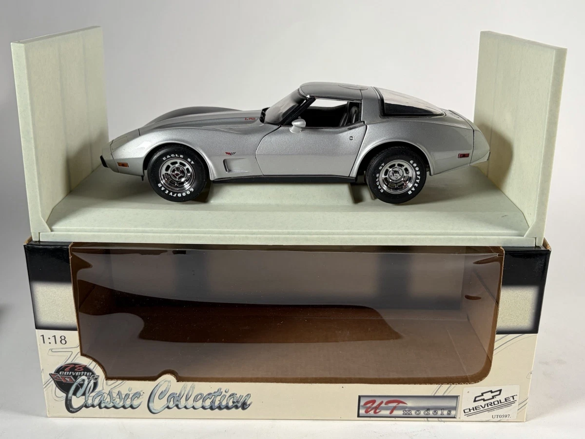 UT Models Chevrolet Corvette 1:18 コルベット VERY RARE 1/18 UT Models 1998 Chevrolet Corvette Convertible