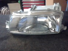 Feu avant (phare) Renault R21