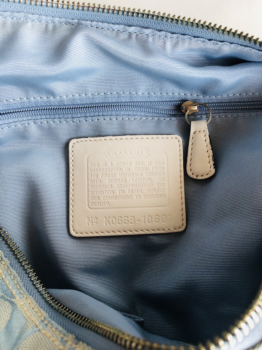 VTG Light Blue Coach Handbag Soho Hobo Bag In Signature VTG Light Blue Coach Handbag Soho Hobo Bag In Signature