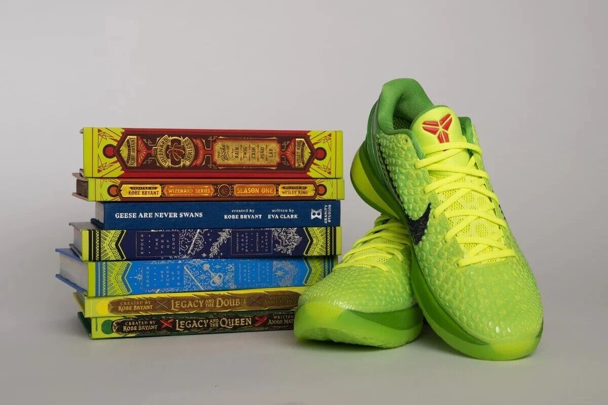 Kobe christmas cheap grinch shoes
