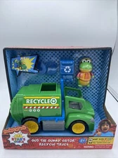 Nick Jr Ryan's World GUS THE GUMMY GATOR RECYCLE TRUCK NIB Garbage
