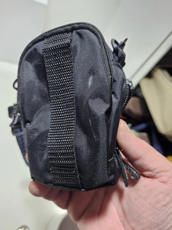 Case Logic Small Compact Camera Carry Storage Bag Shoulder Strap Belt Loop - Image 4 of 4