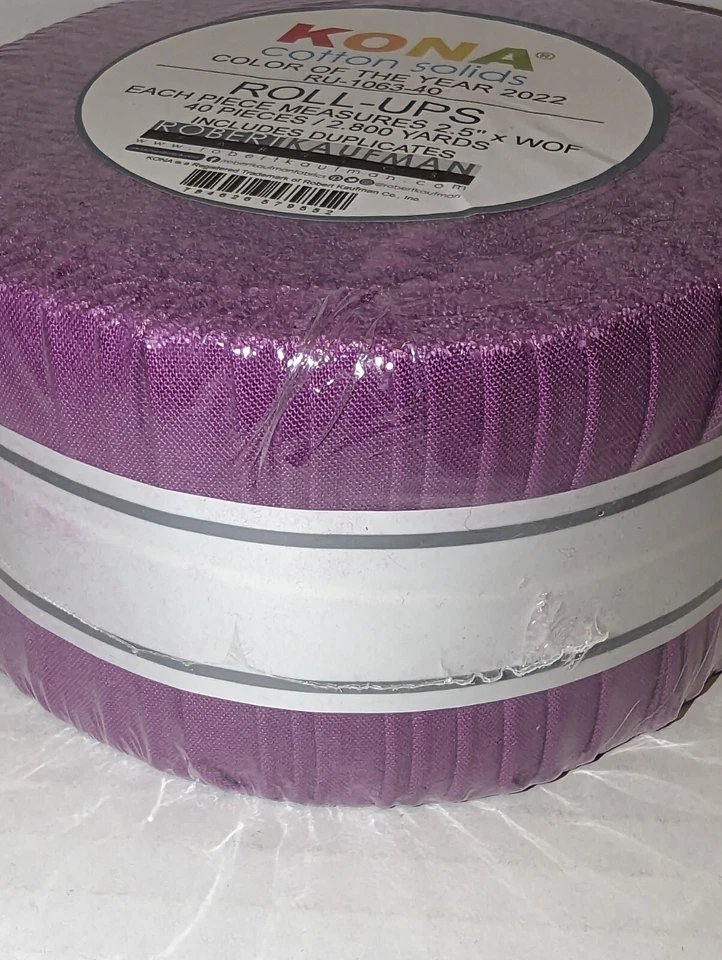 Rollo de gelatina de algodón Robert Kaufman Kona color del año 2022 púrpura 40x2-1/2" Foto 3 de 3