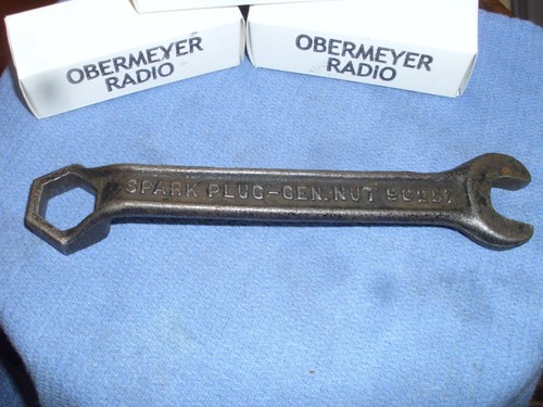 Vintage Delco Light #1, Spark Plug-Gen.Nut 90257/Cylinder Stud-Battery Nut Tool! - 第 1/9 張圖片