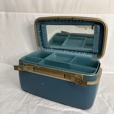 Vintage Samsonite Silhouette Blue Train Case with Tray Insert and Mirror