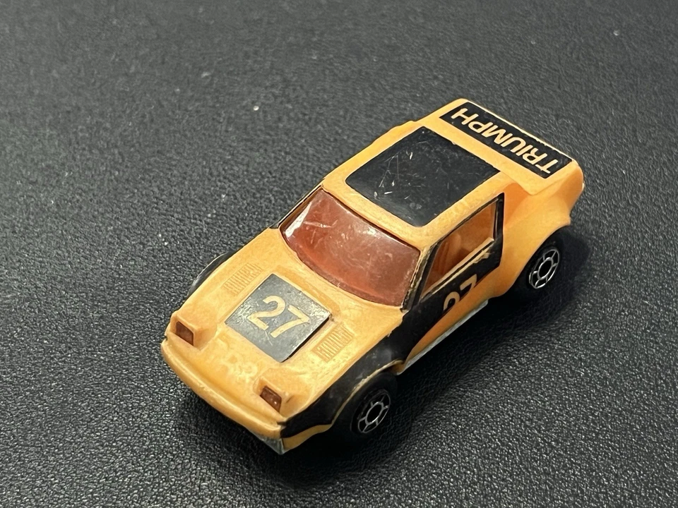 1982 年火柴盒 Triumph TR 27 号 - 406605 莱斯尼美国,香港制造,复古 — 第 2/4 张图片