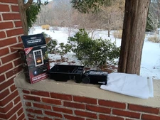 WINDOW FX ANIMATED WINDOW PROJECTOR KIT HOLIDAY SCENES CHRISTMAS HALLOWEEN