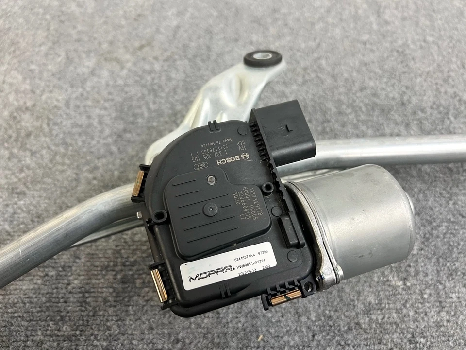 22-25 JEEP WAGONEER FRONT WINDSHIELD WIPER CONTROL MOTOR LINKAGE OEM - Image 3 of 4