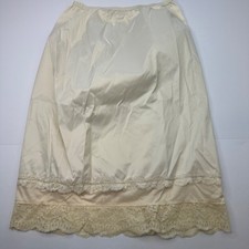 Shadowline Womens Half Slip Size Small Made In USA Beige Nylon Lace Knee Length