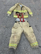 MFG. 2006 GLOBE GX-7 Firefighter Jacket 44x32 Pants 42x28 Turnout Bunker E-89