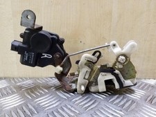 Porte arrière et accessoires Mitsubishi SPACE WAGON