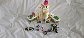 3 Lego Sets, 41101 Grand Hotel, 41232 DC Super Hero HS, 41314 Stephanie's House