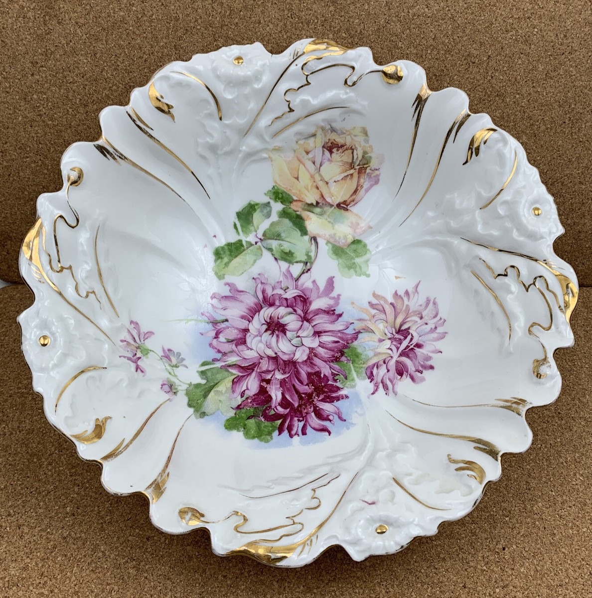 1950's Baby Pink Flower Bowl Buttons on Card 1950's Baby Pink Flower Bowl Buttons on Card