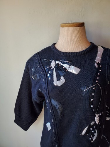 Vintage 80s Beaded Pearl & Sequin Bow Knit Sweater Top Small Medium Shenanigans - Picture 6 of 9