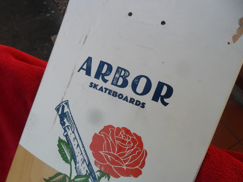 Arbor Pistola cruiser deck 33 x 9.25 griptape fitted see my 400 skateboard deals - Image 3 of 4