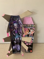 Monster High Buried Secrets Haunted Dance TWYLA doll- New In Open Box