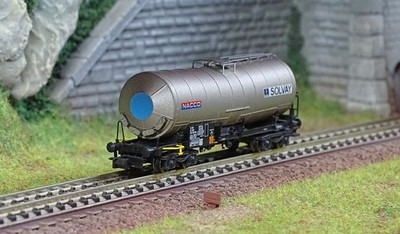 Arnold HN6605 Drehgestell-Kesselwagen, SNCF, Nacco/Solvay, Spur N
