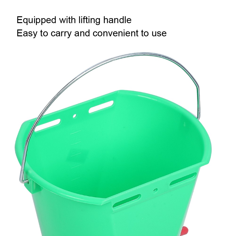 HL MP69 Plastic Multiple Nipples 8L High Capacity Lamb Milk Feed Bucket For Catt