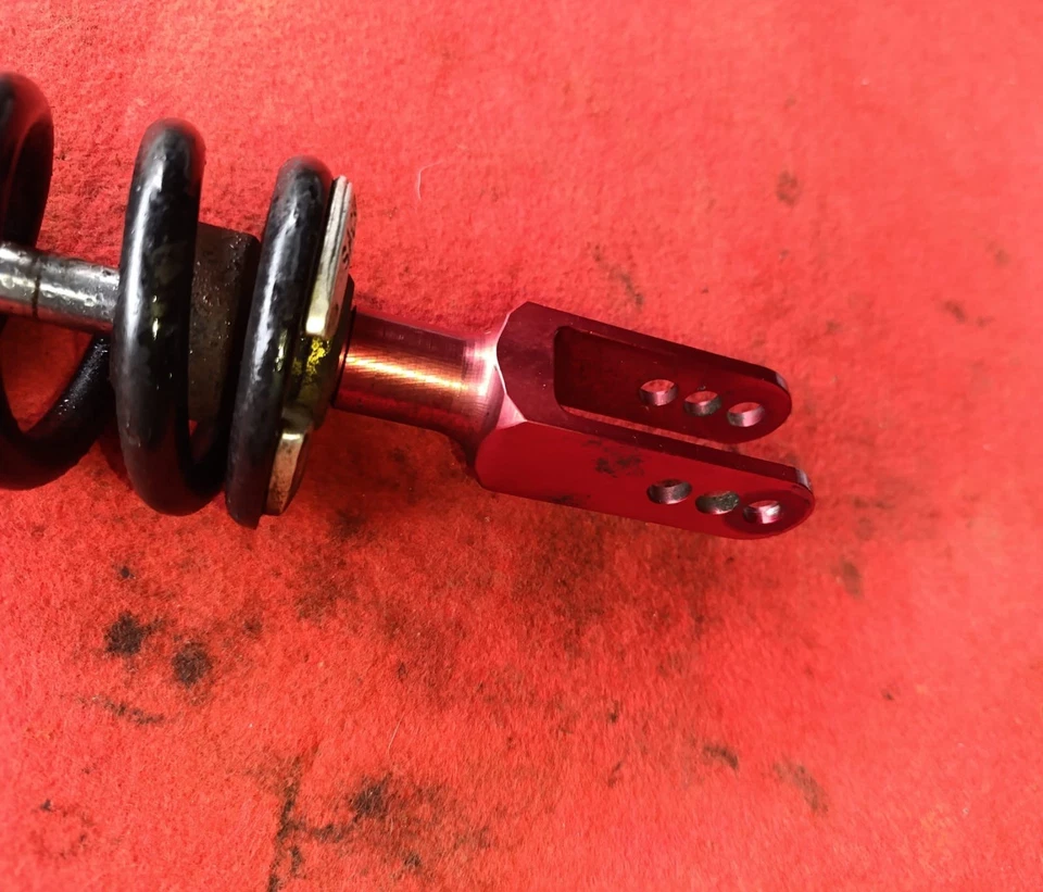 Mono ammortizzatore posteriore con rialzo (Husqvarna sm 125 2005) - Immagine 2 di 2