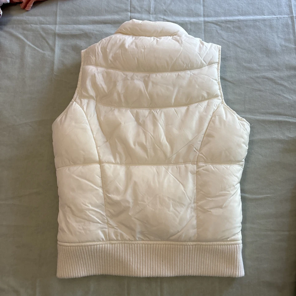 Old Navy Girls XL(14) White Puffer Vest, Fleece lined, zipper~pink deer on chest - Image 2 of 4