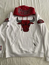 Size:M Chiacgo Bulls Hoodie Men's