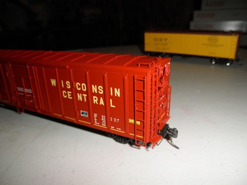 Wisconsin Central R-70-15 reefer # 10016 - Picture 2 of 4