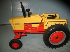 Vintage Case 1070 Agri King Diecast Tractor 1/16 Ertl